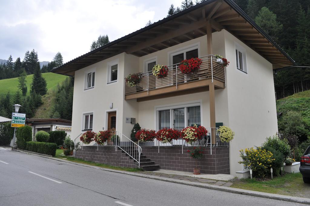 Ferienwohnung Dolomitenheim Außervillgraten 객실 사진